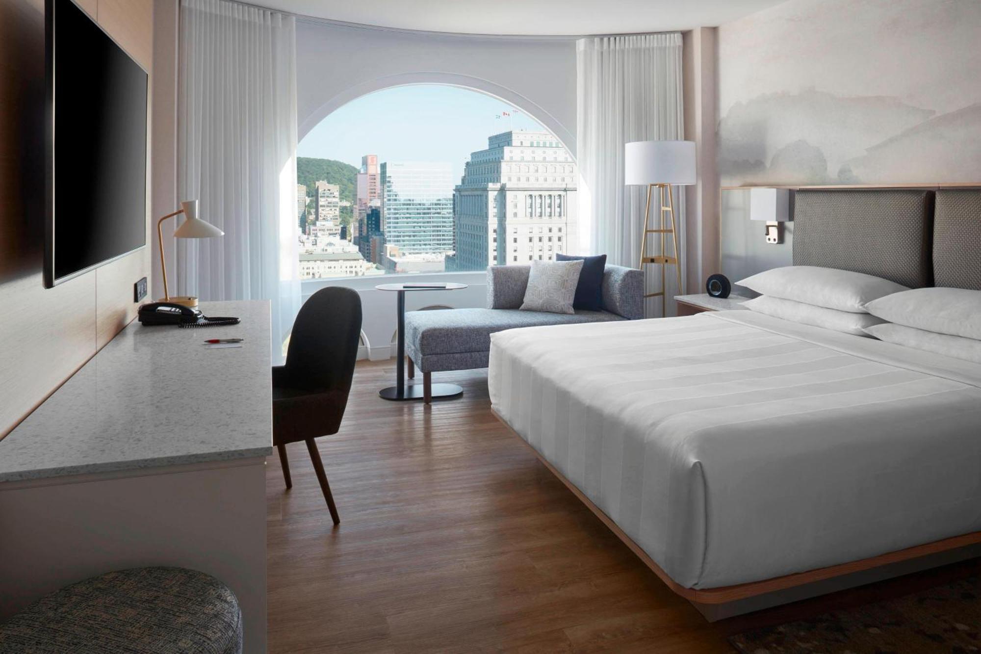 Montreal Marriott Chateau Champlain Exterior photo