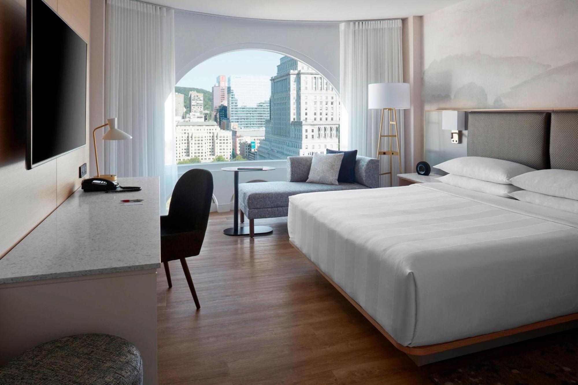 Montreal Marriott Chateau Champlain Exterior photo
