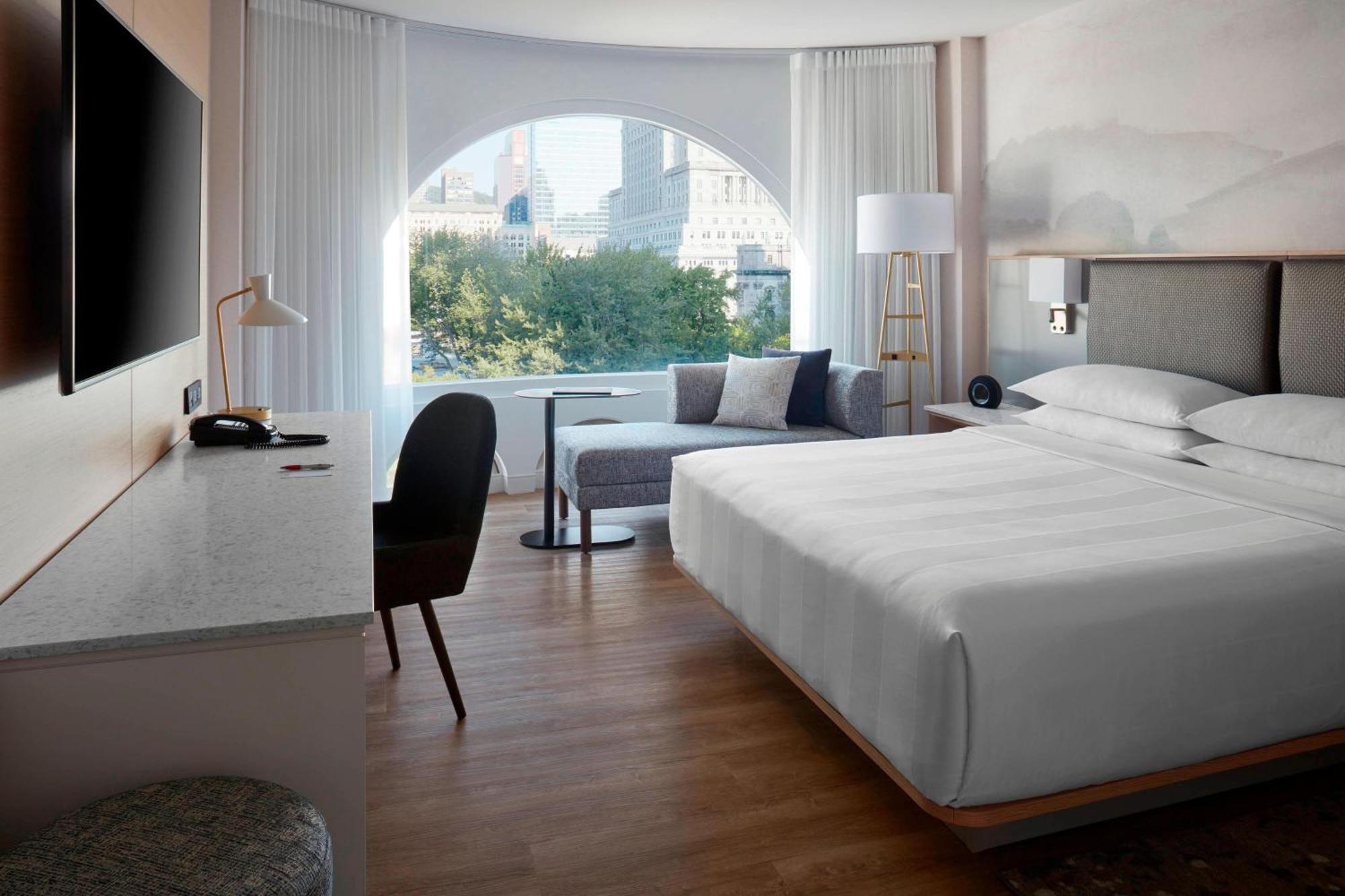 Montreal Marriott Chateau Champlain Exterior photo